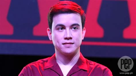Arjo Atayde defends mom Sylvia Sanchez amid .